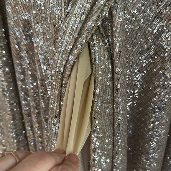 NWT Topshop champagne midi sequence skirt - Picture 4 of 4